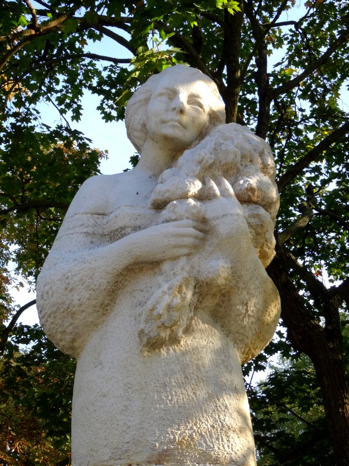 Bdg parkK pomniki 10 10-2015