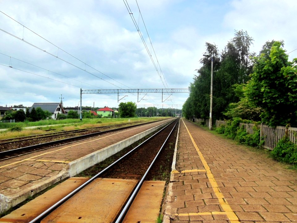 Bdg Trzciniec peron hdr 06-2013