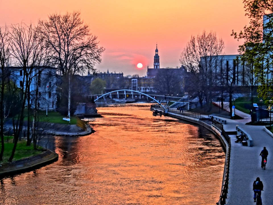 Bdg view from SKbridge sunset 3 04-2014
