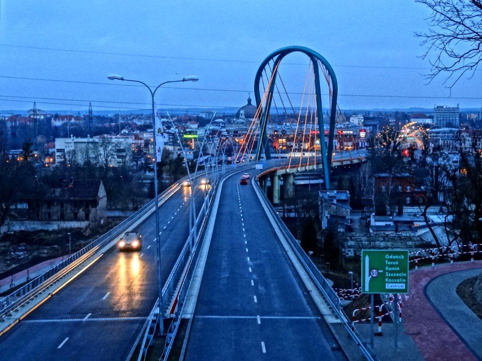 Bdg TrasaUniwersytecka rano 1 12-2013