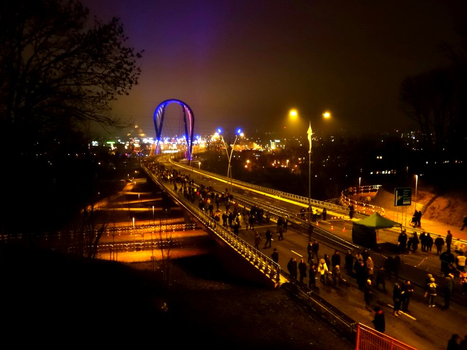 Bdg TrasaUniwersytecka otwarcie3 12-2013