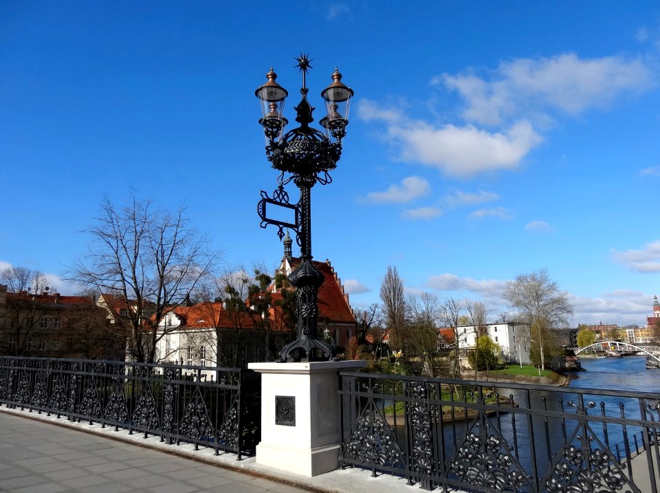 Bdg mostStaromiejski 8 4-2015