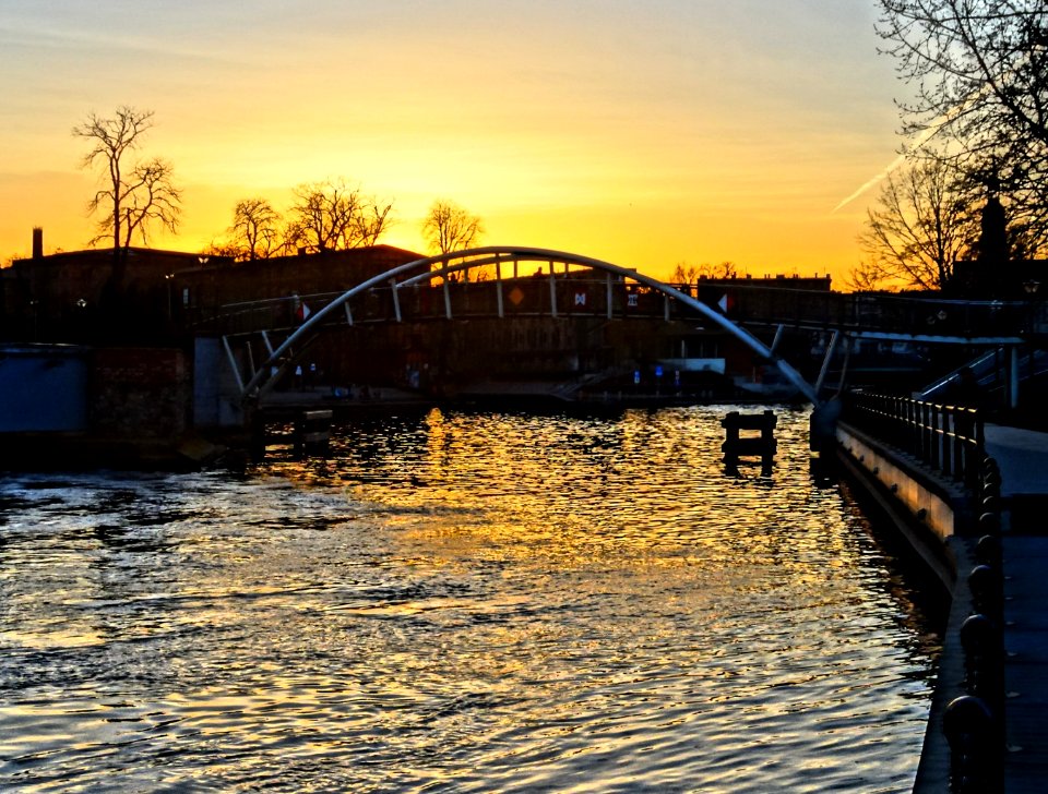 Bdg Love footbridge 4 03-2014