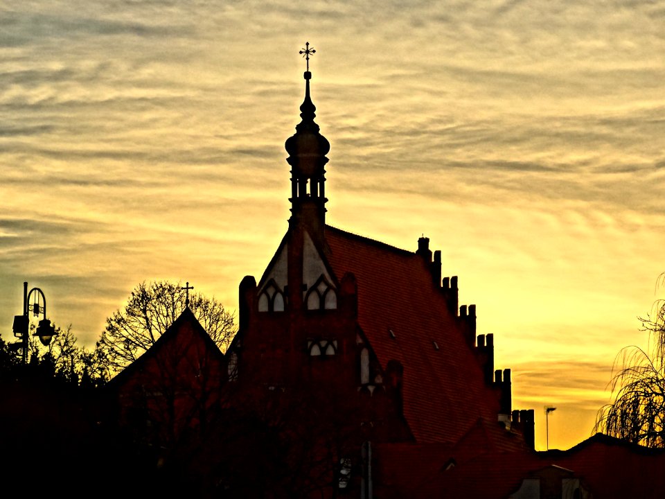 Bdg Cathedral sunset 5 03-2014