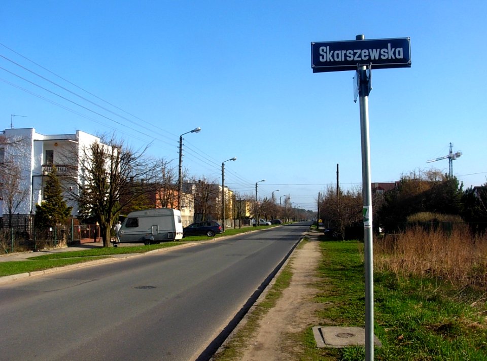 Bdg Czyżkówko ul Wiejska 04-2013h