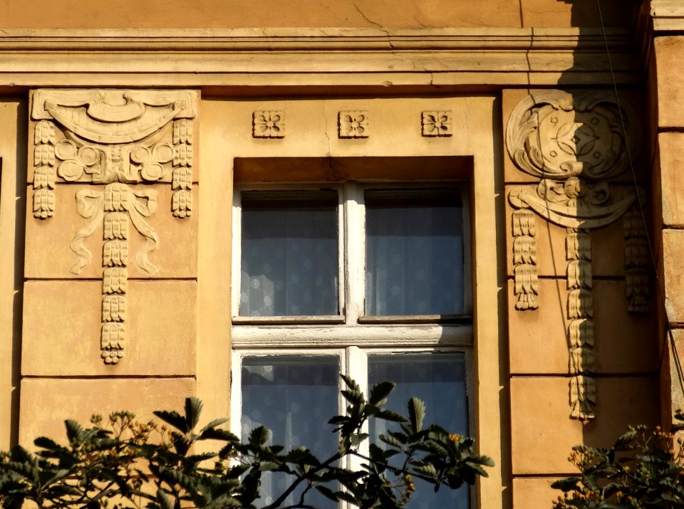 Bdg Paderewskiego23-Zamoyskiego22 5 07-2013