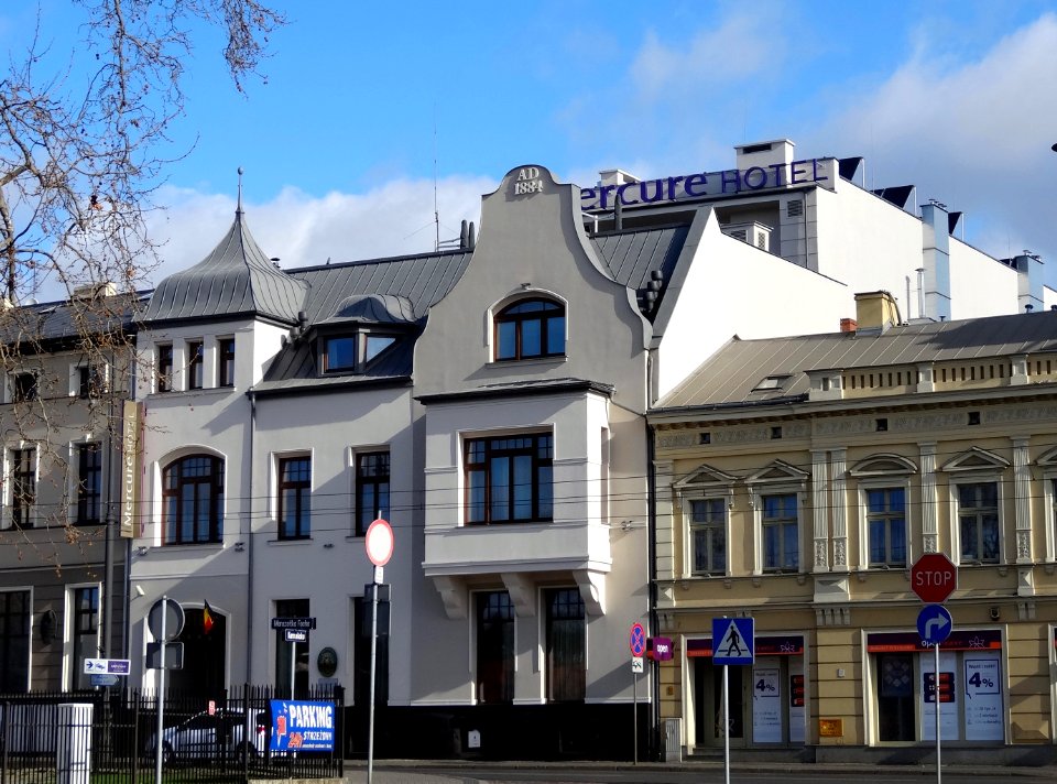 Bdg HotelSepia 2 4-2015