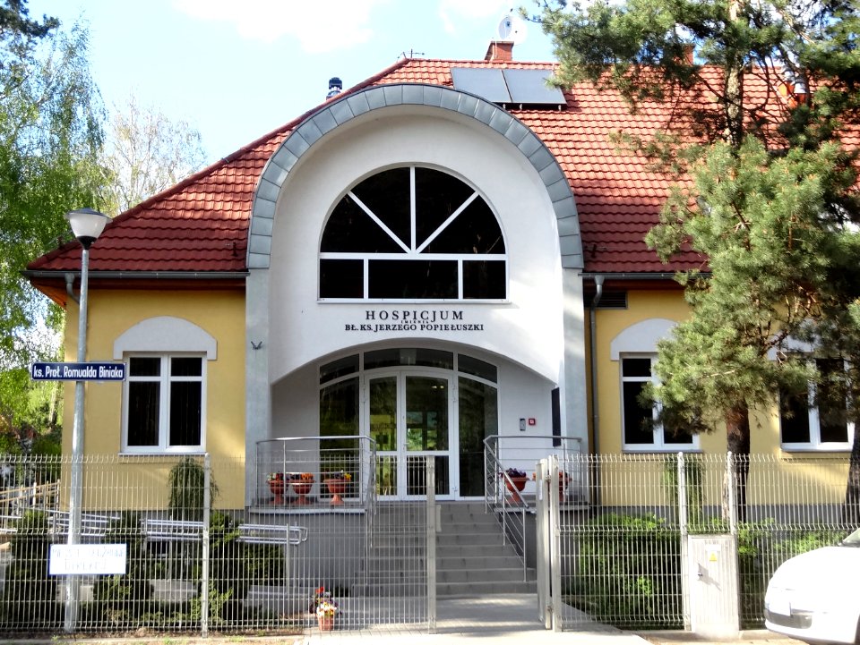 Bdg Hospicjum im Popieluszki 3 4-2015