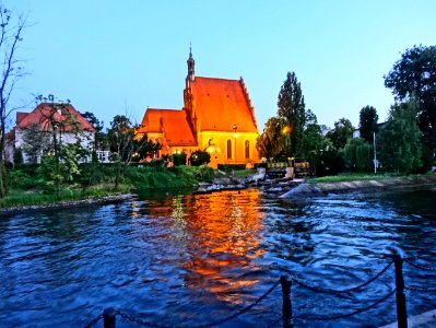 Bdg Katedra noc poz 4 07-2013