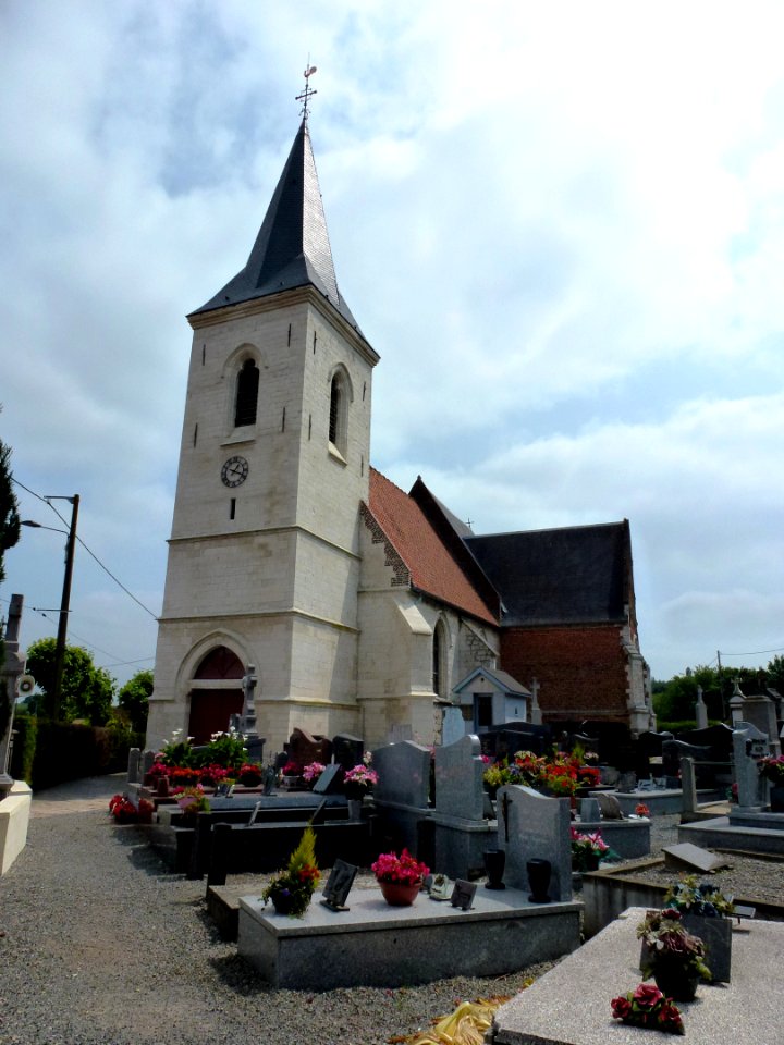 Bailleul-lès-Pernes (Pas-de-Calais, Fr) église PA00108188