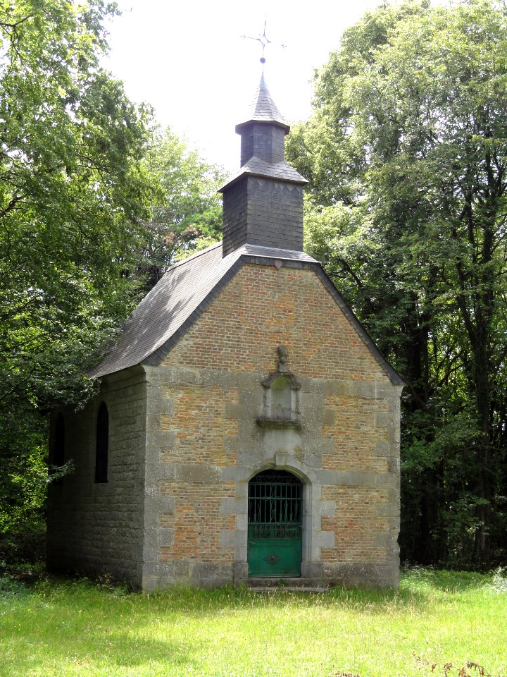 Baives (Nord, Fr) chapelle Saint Fiacre, monts de Baives
