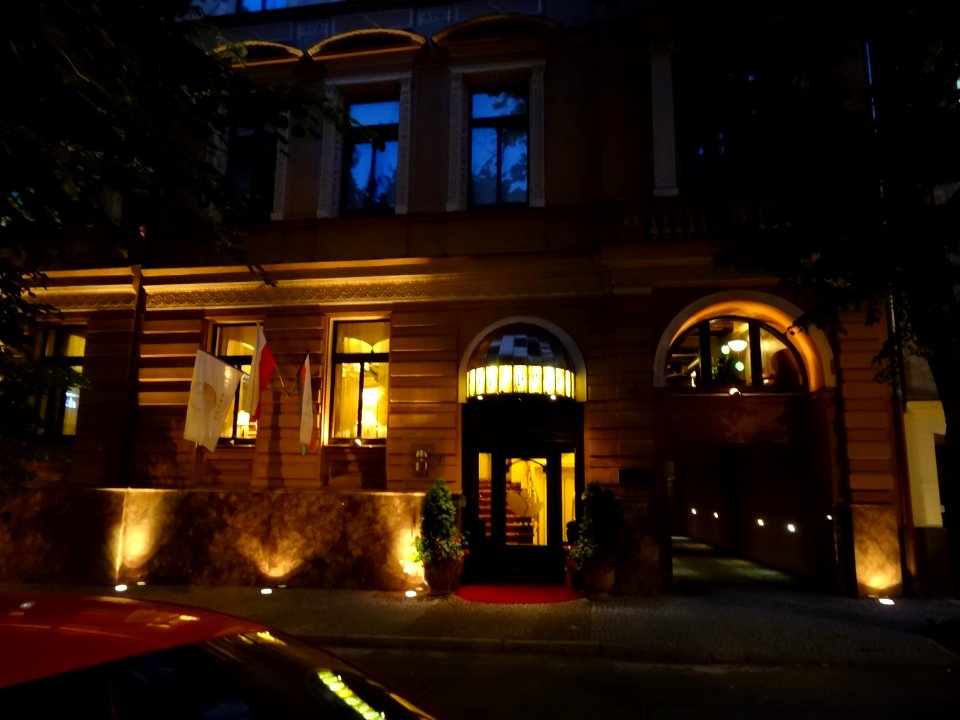 Bdg hotelBohema noc 07-2013