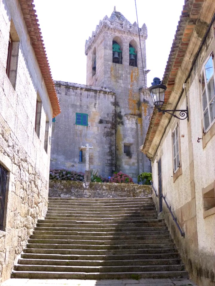 Baiona - Ex Colegiata de Santa María 01