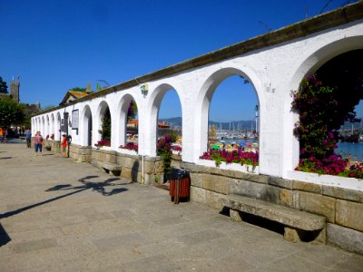 Baiona - Monumento a la Arribada a Baiona de la Carabela Pinta (1493) 1
