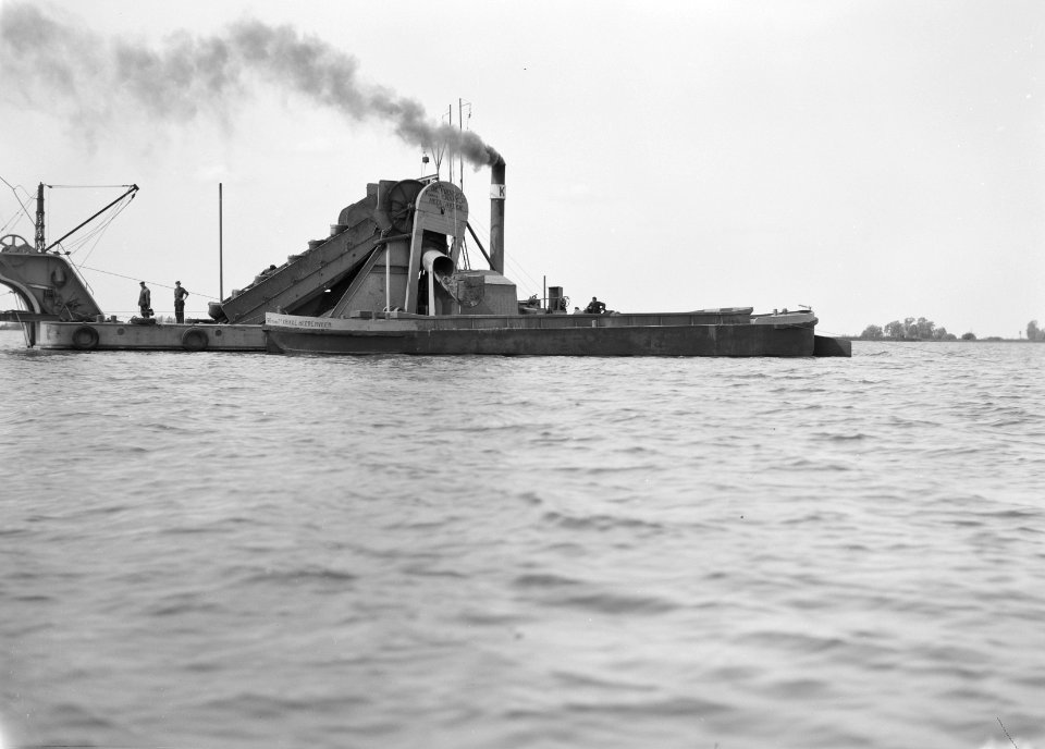 Baggermolens, bakken, water, Bestanddeelnr 165-0005