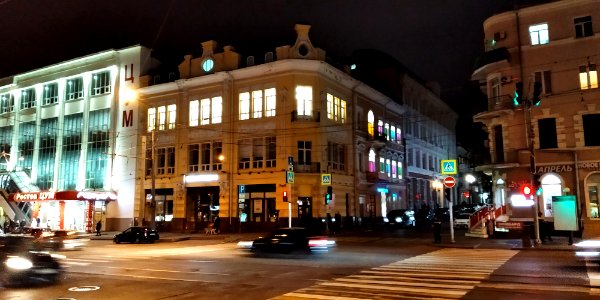Bahchisaraytsev revenue house at night
