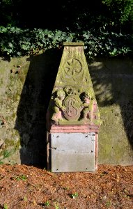 Bad Vilbel, Friedhof, Grabstein