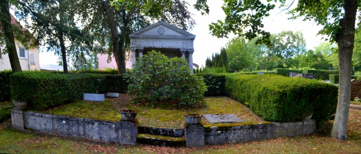 Bad Schwalbach, Friedhof, Grab Ernst Grebert (1)