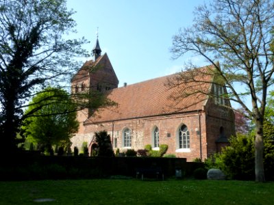 Bad Zwischenahn St. Johannes Ost- und Landseite