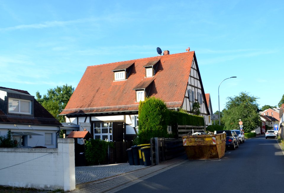 Bad Vilbel, Lohstraße 27 (1)