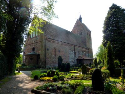 Bad Zwischenahn St. Johannes Ost- und Seeseite