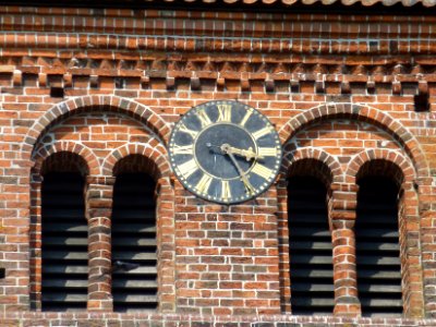 Bad Zwischenahn St. Johannes Turmuhr und Schalllöcher