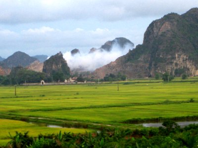 Baie d'Halong terrestre fin de journée