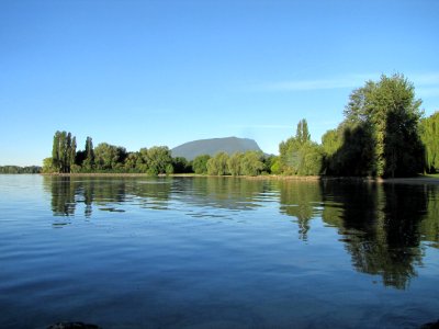 Baie et plage d'Auvernier