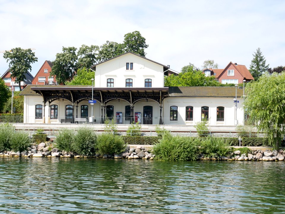 Bahnhofsgebäude Plön, 2018-08 I