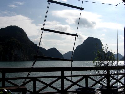 Baie d'Halong vue du bâteau photo