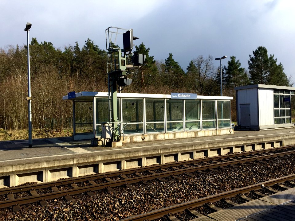 Bahnsteig Bahnhof Dresden Klotzsche