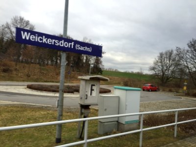 Bahnhofsschild Weickersdorf