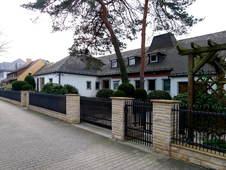 Badenallee 29 (Berlin-Westend)