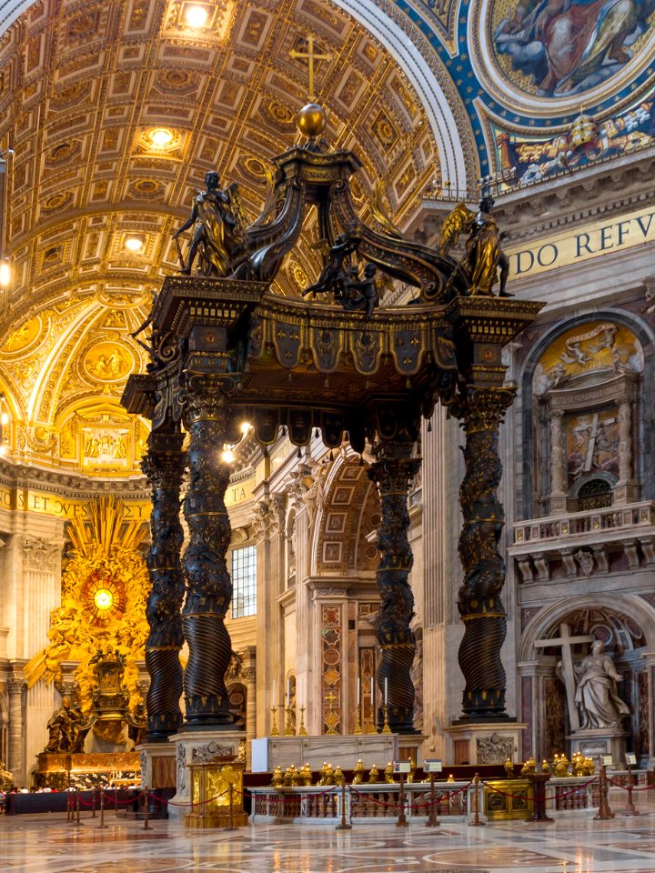 Baldaquin Bernin Saint-Pierre Vatican