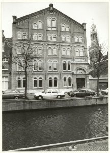 Bakenessergracht 71, na verbouwing tot appartementen gebouw. Voormalig pand van Drukkerij Planeta en daarvoor de Brood- en meelfabriek. NL-HlmNHA 54031590