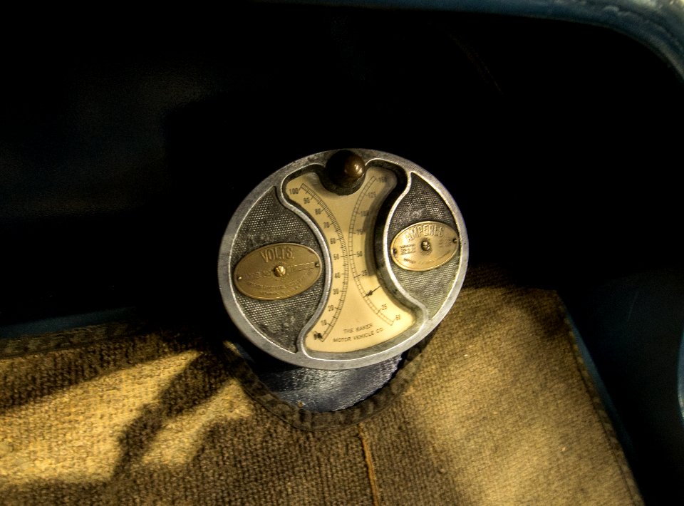 Baker Electric W Runabout at Verkehrsmuseum Dresden - Details 2