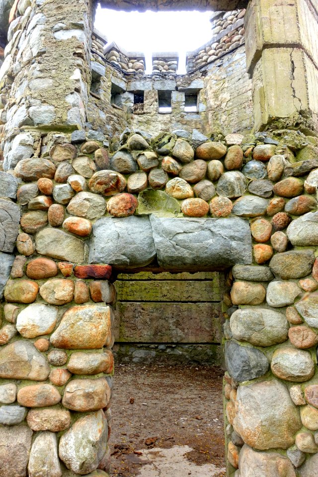 Bancroft's Castle - Groton, MA - DSC06533