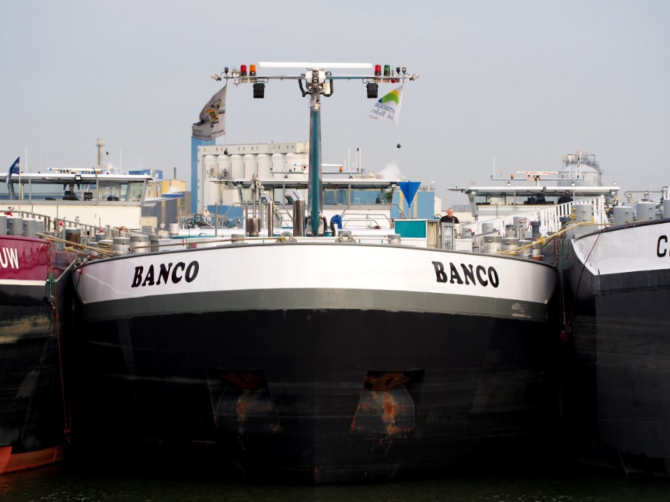 Banco ENI 06105272, Port of Rotterdam