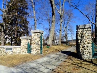 Bancroft Gate - Groton, MA - DSC04078