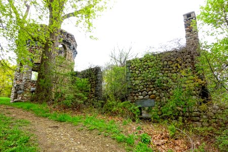 Bancroft's Castle - Groton, MA - DSC06515