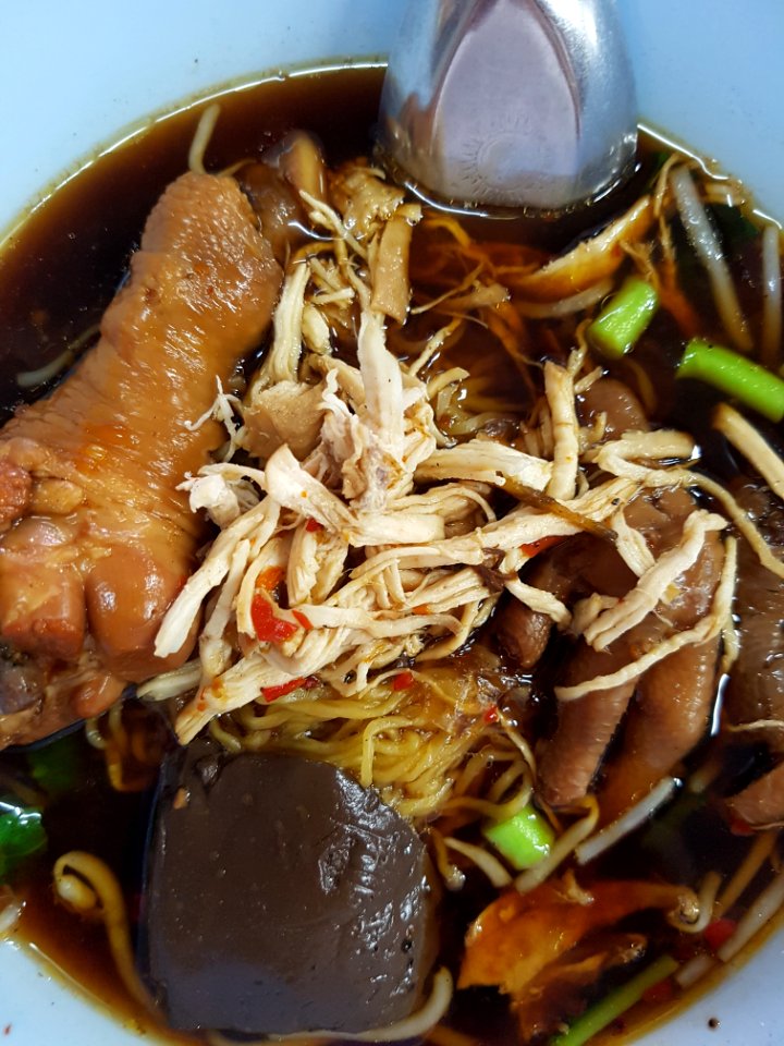 Balsam-pear noodle soup - Bangkok - 2017-05-25 (002)
