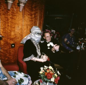 Balmasque aan boord van de Oranje Nassau , Amsterdam, waarbij Koninklijke Famili, Bestanddeelnr 254-8546