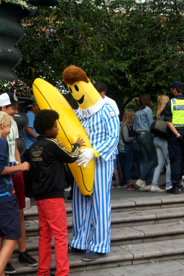 Bananas in Pyjamas - B1