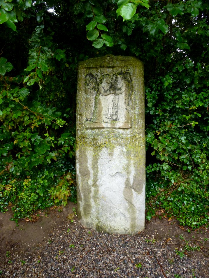 Balinghem (Pas-de-Calais) parc du chemin de croix, station 04