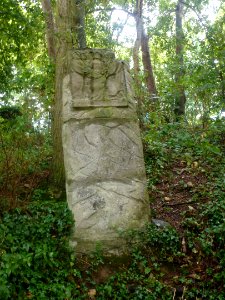 Balinghem (Pas-de-Calais) parc du chemin de croix, station 10