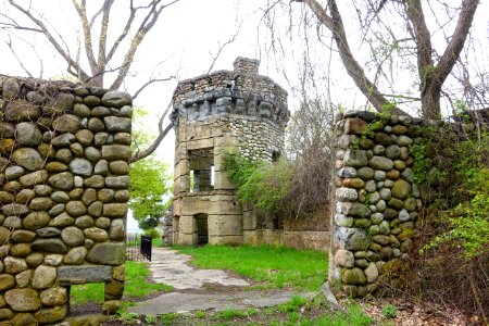 Bancroft's Castle - Groton, MA - DSC06559