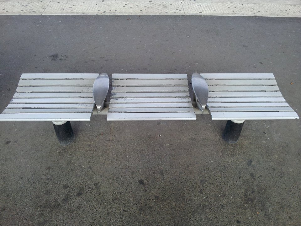 Banc de quai de gare 01