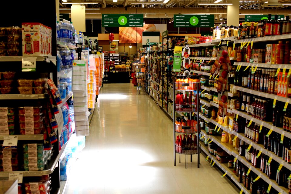 Store food shopping