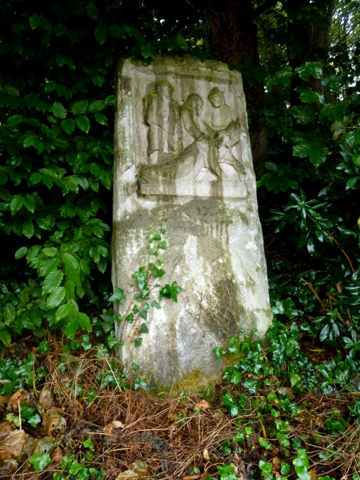 Balinghem (Pas-de-Calais) parc du chemin de croix, station 09