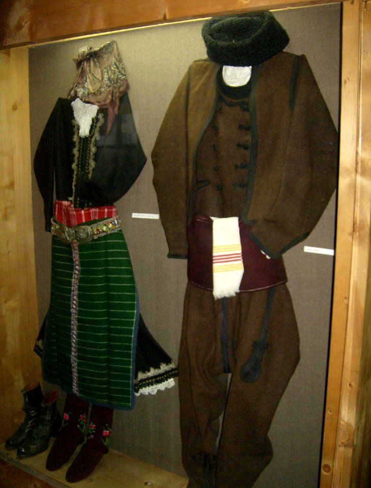 Balinova House, Batak 5